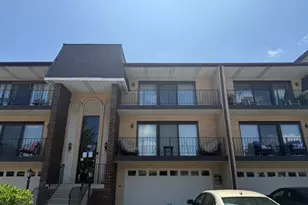 4125 W 93rd Pl, Oak Lawn, IL 60453 - Photo 2