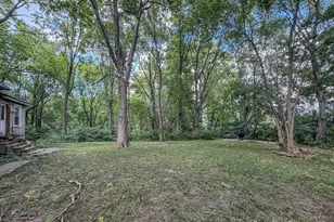 364 E Franklin St, Bement, IL 61813 - Photo 30