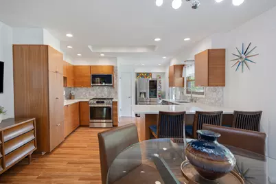 298 Peach Tree Lane, Elk Grove Village, IL 60007 - Photo 8