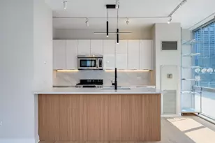 8 E Randolph St, Chicago, IL 60601 - Photo 6