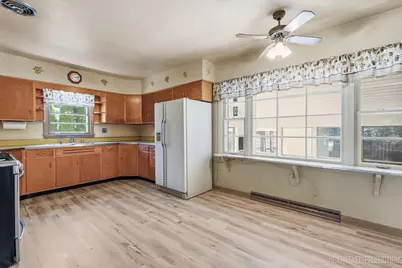 846 N Fifth Avenue, Geneva, IL 60134 - Photo 8
