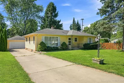 846 N Fifth Avenue, Geneva, IL 60134 - Photo 1