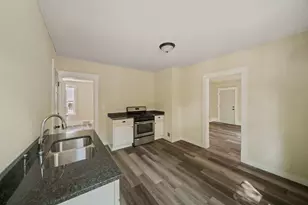 1439 8th Ave, Rockford, IL 61104 - Photo 6