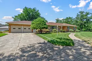 15400 Paxton Ave, South Holland, IL 60473 - Photo 1