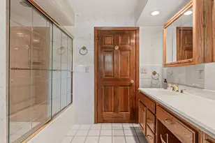 15400 Paxton Ave, South Holland, IL 60473 - Photo 26