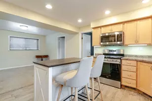 645 Marine Dr, Wauconda, IL 60084 - Photo 12