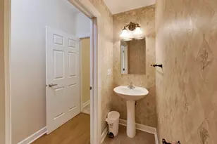512 Callie Ct, Morton Grove, IL 60053 - Photo 10