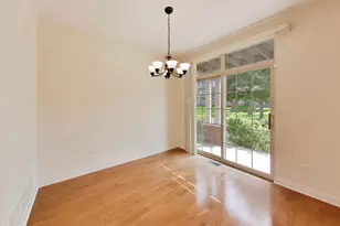 512 Callie Ct, Morton Grove, IL 60053 - Photo 6