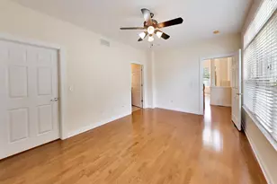 512 Callie Ct, Morton Grove, IL 60053 - Photo 12
