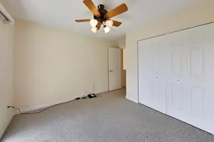512 Callie Ct, Morton Grove, IL 60053 - Photo 24
