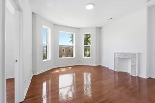 6506 S St Lawrence Ave, Chicago, IL 60637 - Photo 2