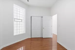6506 S St Lawrence Ave, Chicago, IL 60637 - Photo 8