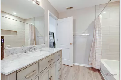 212 Willow Parkway, Buffalo Grove, IL 60089 - Photo 16