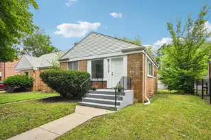 10145 S Bensley Ave, Chicago, IL 60617 - Photo 1