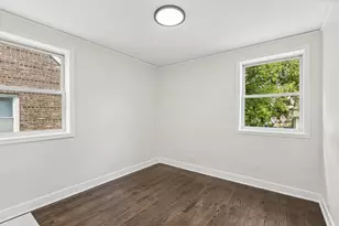10145 S Bensley Ave, Chicago, IL 60617 - Photo 10