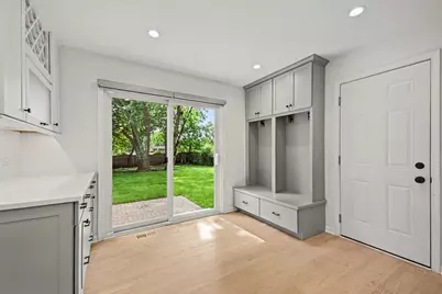 1120 Summit Hills Lane, Naperville, IL 60563 - Photo 10