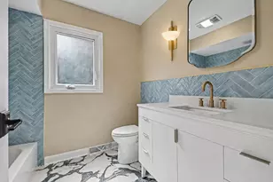 1120 Summit Hills Ln, Naperville, IL 60563 - Photo 14