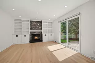 1120 Summit Hills Ln, Naperville, IL 60563 - Photo 4