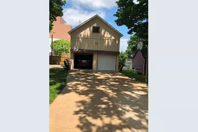 219 W 4th Street, Pecatonica, IL 61063 - Photo 2