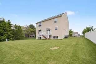 1911 Willoughby Ln, Joliet, IL 60431 - Photo 18