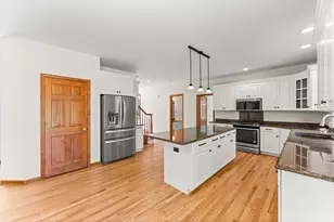 9 N Daniels Dr, Batavia, IL 60510 - Photo 18