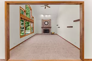 9 N Daniels Dr, Batavia, IL 60510 - Photo 24