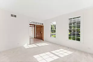 9 N Daniels Dr, Batavia, IL 60510 - Photo 12