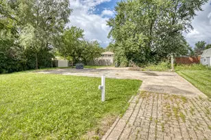 17008 Forest Ave, Oak Forest, IL 60452 - Photo 22