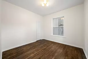1338 W Hollywood Ave, Chicago, IL 60660 - Photo 12