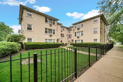 5700 W Montrose Avenue #3D, Chicago, IL 60634 - Photo 1