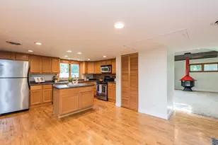 37696 N North Ave, Beach Park, IL 60087 - Photo 10