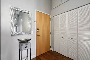 1301 W Madison St, Chicago, IL 60607 - Photo 2