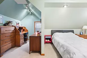 3031 N Kimball Ave, Chicago, IL 60618 - Photo 12