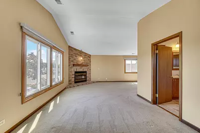 1211 N 11th Avenue, Melrose Park, IL 60160 - Photo 24