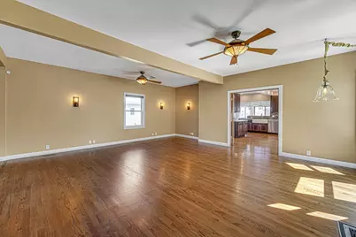 1211 N 11th Avenue, Melrose Park, IL 60160 - Photo 6