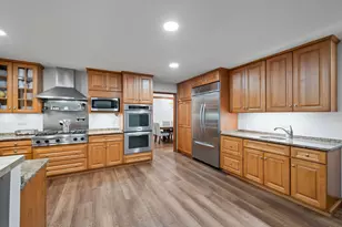 17W210 Massel Ct, Bensenville, IL 60106 - Photo 8