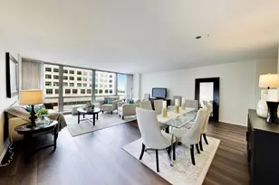 330 W Diversey Pkwy, Chicago, IL 60657 - Photo 4
