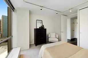 330 W Diversey Pkwy, Chicago, IL 60657 - Photo 24