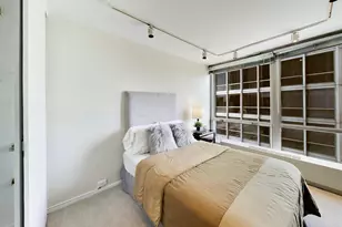 330 W Diversey Pkwy, Chicago, IL 60657 - Photo 22