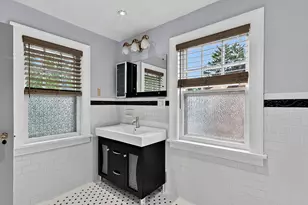 1627 Jackson St, Rockford, IL 61107 - Photo 32