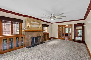 1627 Jackson St, Rockford, IL 61107 - Photo 6