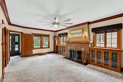 1627 Jackson Street, Rockford, IL 61107 - Photo 8