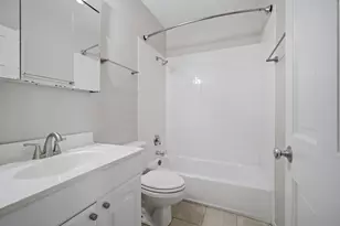 1800 W Superior St, Chicago, IL 60622 - Photo 12