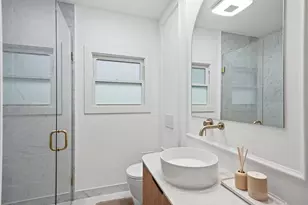 849 E Red Oak St, Addison, IL 60101 - Photo 6