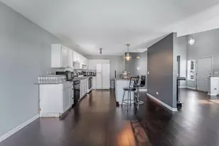 514 Springwood Dr, Joliet, IL 60431 - Photo 8