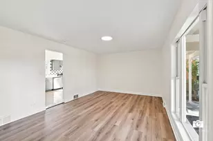 9412 Noel Ave, Des Plaines, IL 60016 - Photo 10
