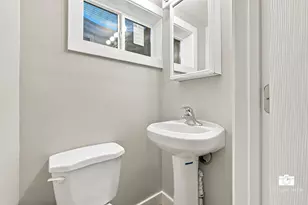 9412 Noel Ave, Des Plaines, IL 60016 - Photo 36