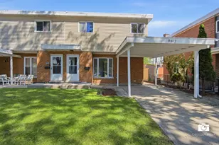 9412 Noel Ave, Des Plaines, IL 60016 - Photo 4
