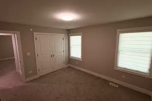 411 W Pierce Rd, Itasca, IL 60143 - Photo 10