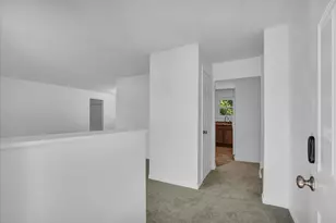 1912 Clover Ln, Champaign, IL 61821 - Photo 6